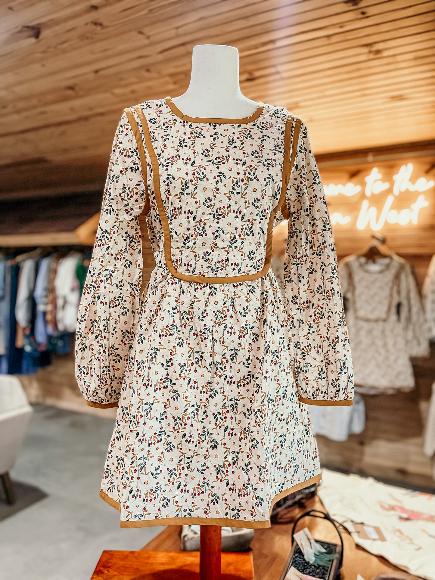 QUILTED FLORAL DRESS HP
