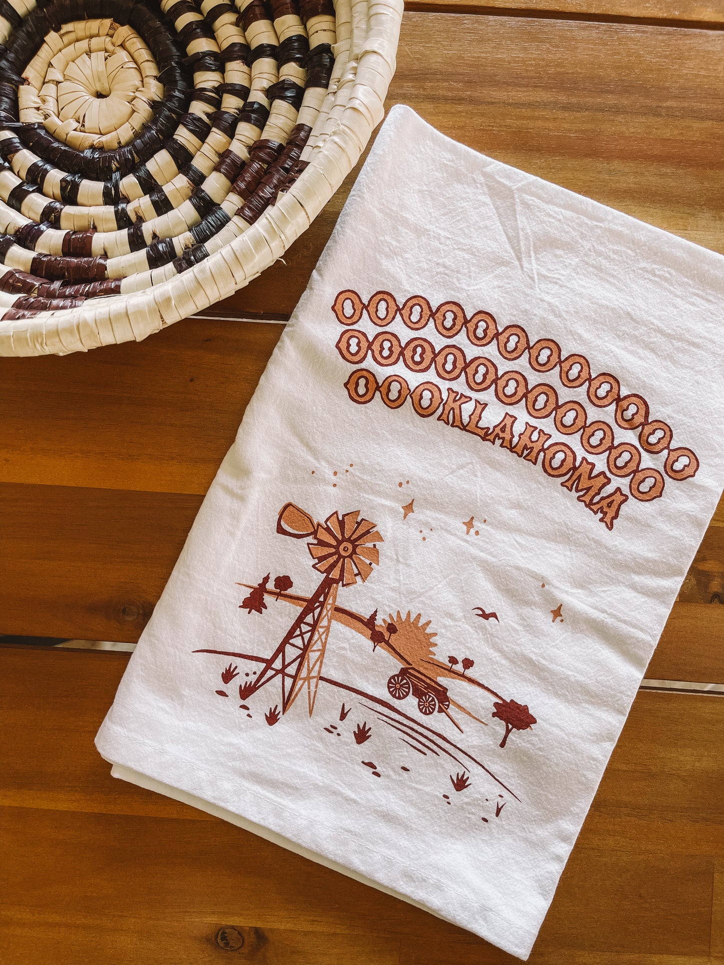 Sweepin' Down The Plains Western Tea Towel LU