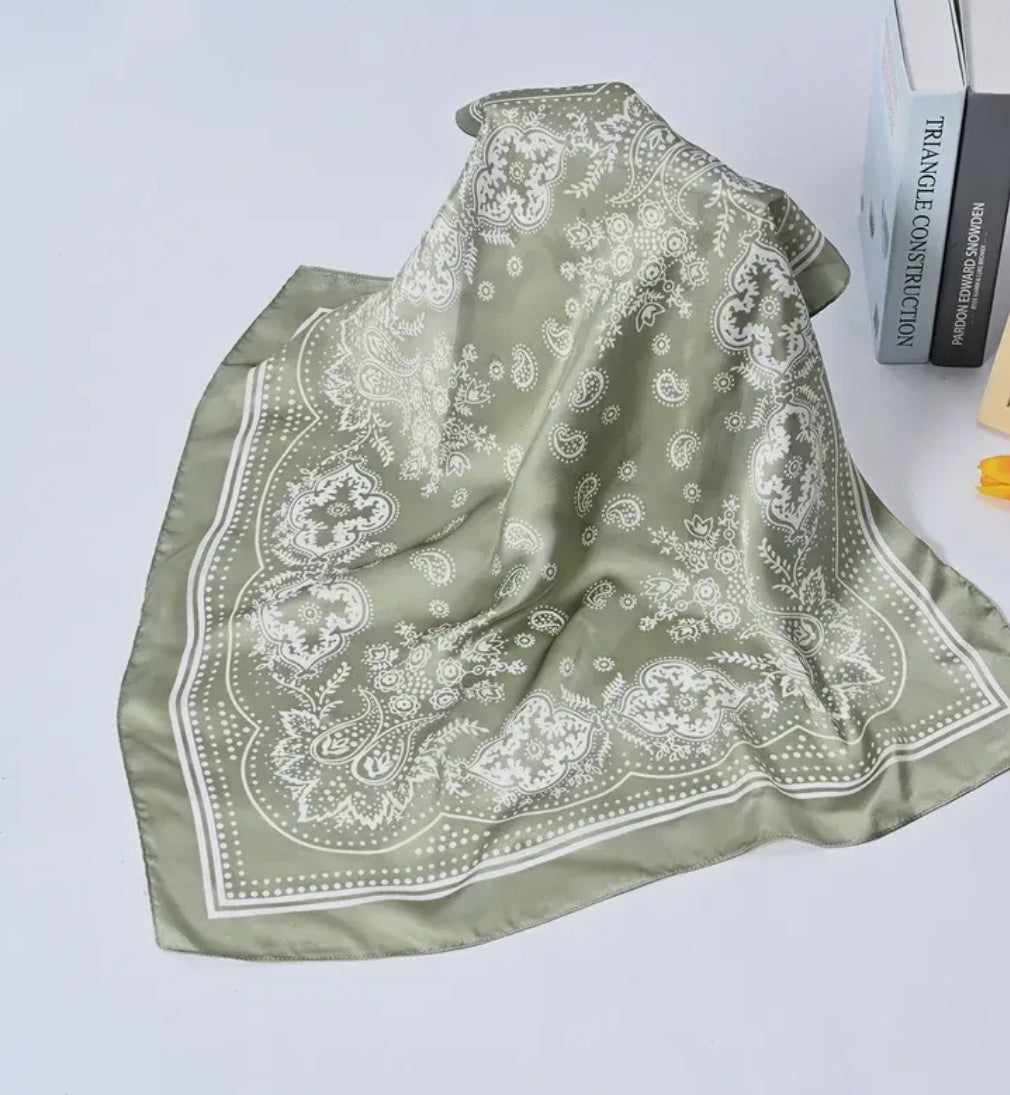 Green Western Silky Scarf LU