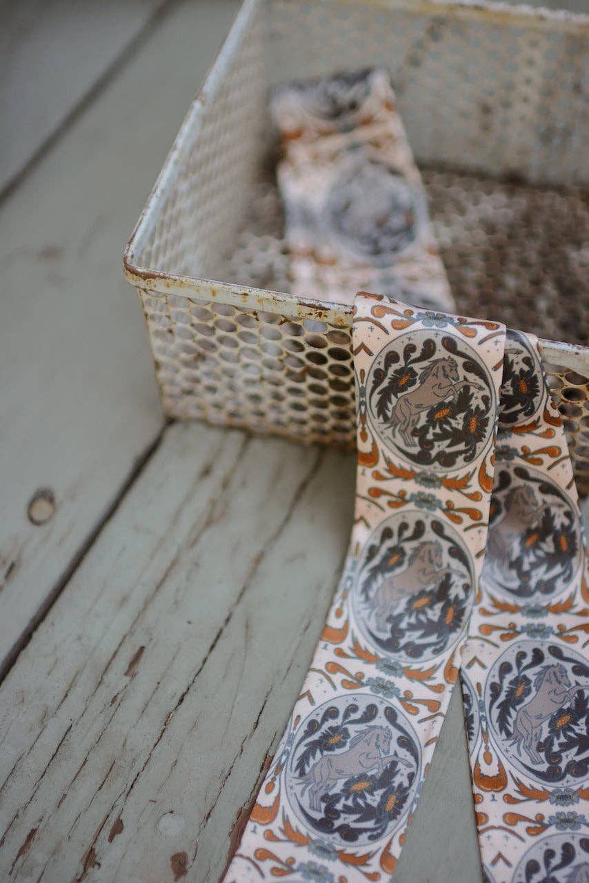 Bloomin' Bronc Western Cowgirl Silk Twilly LU