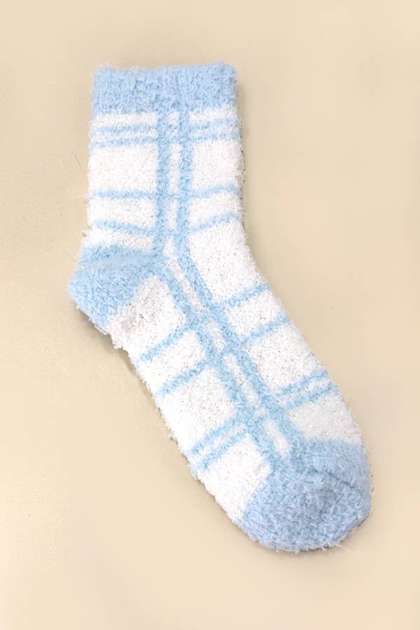 WARM FLEECE PLUSH PLAID FUZZY SOCKS | LT BLUE LU