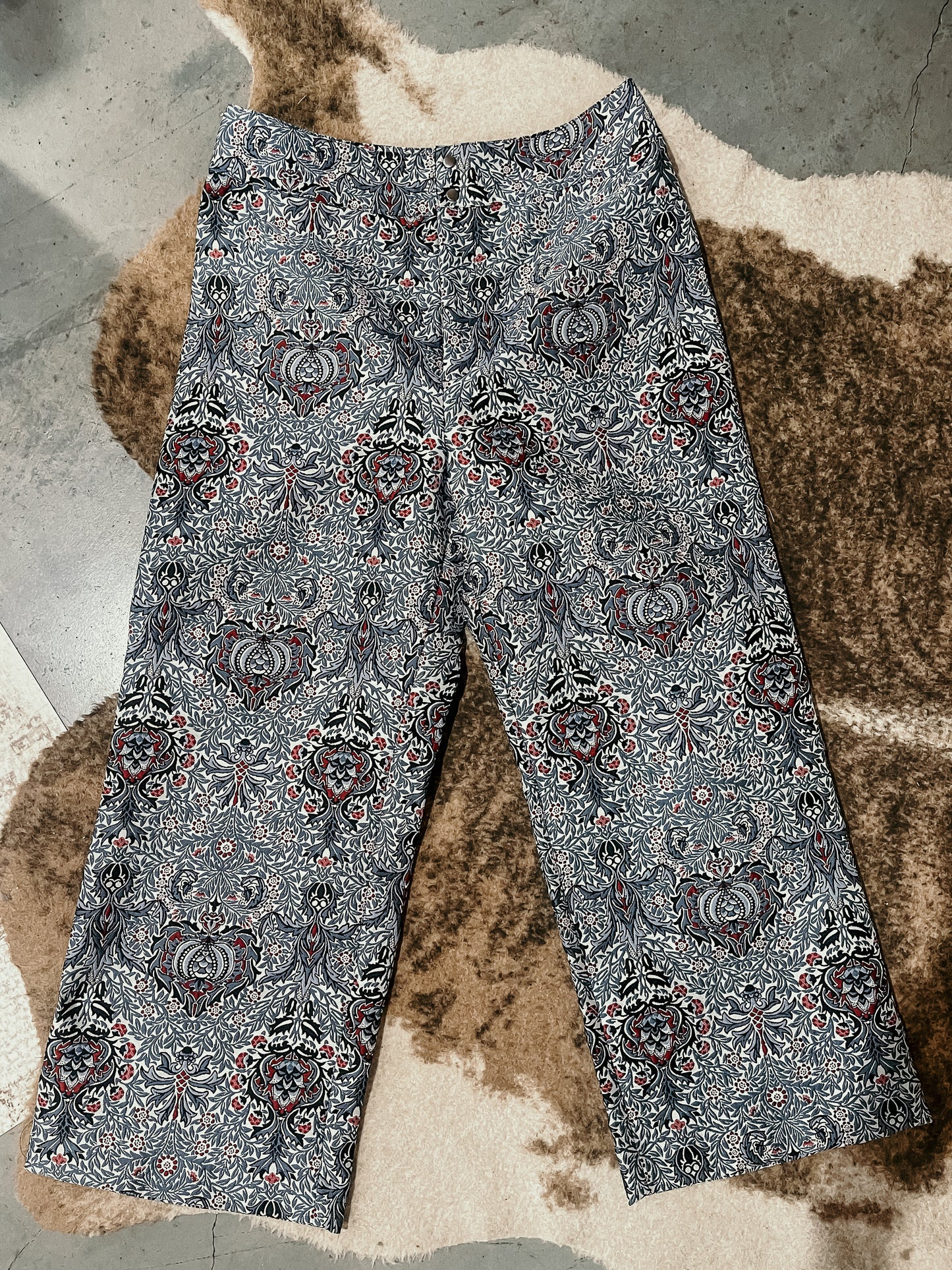 Urban Outfitters Cropped Pants HP