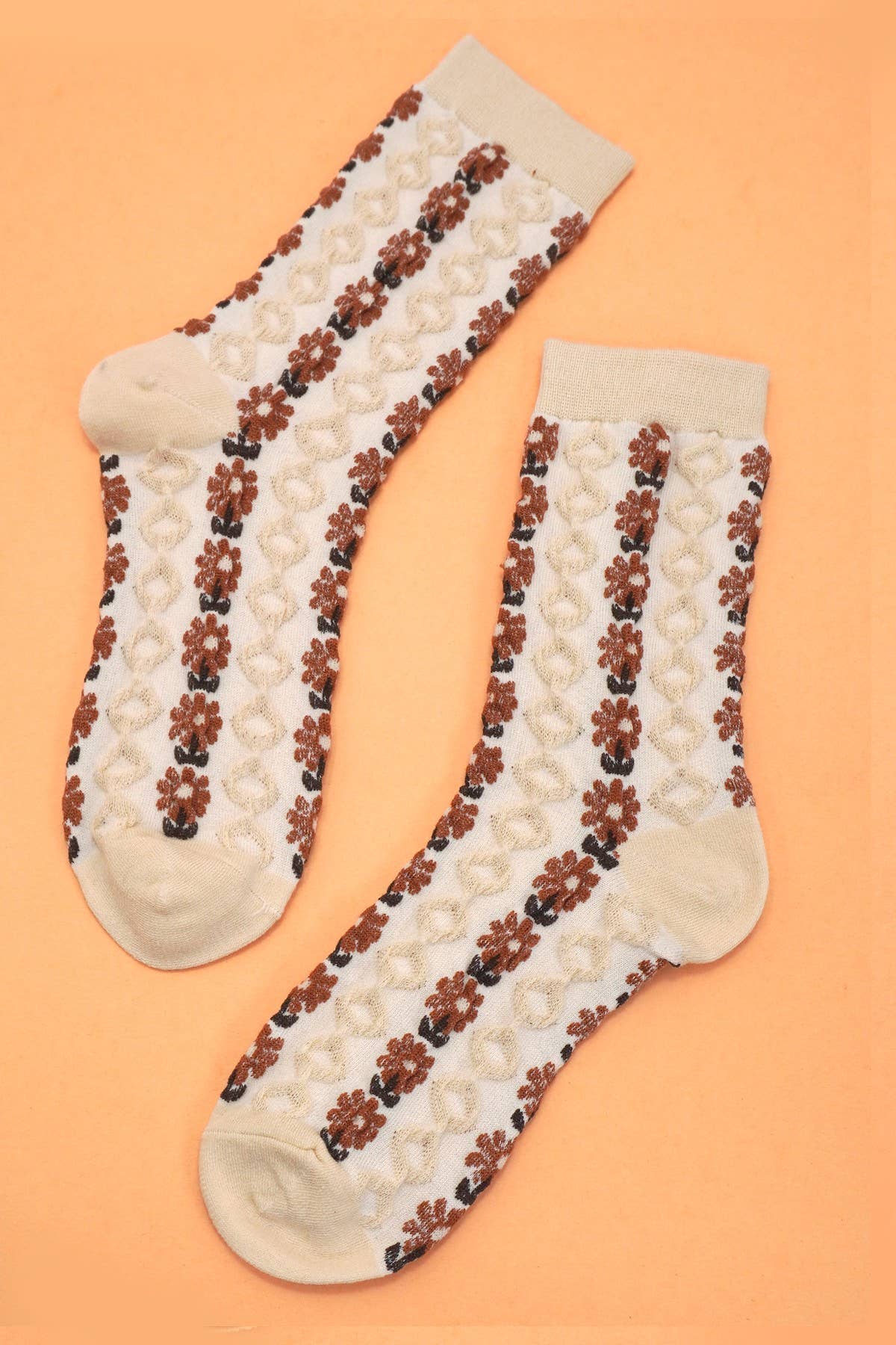 DAISY TEXTURED FLORAL CASUAL WOMAN SOCKS Black LU