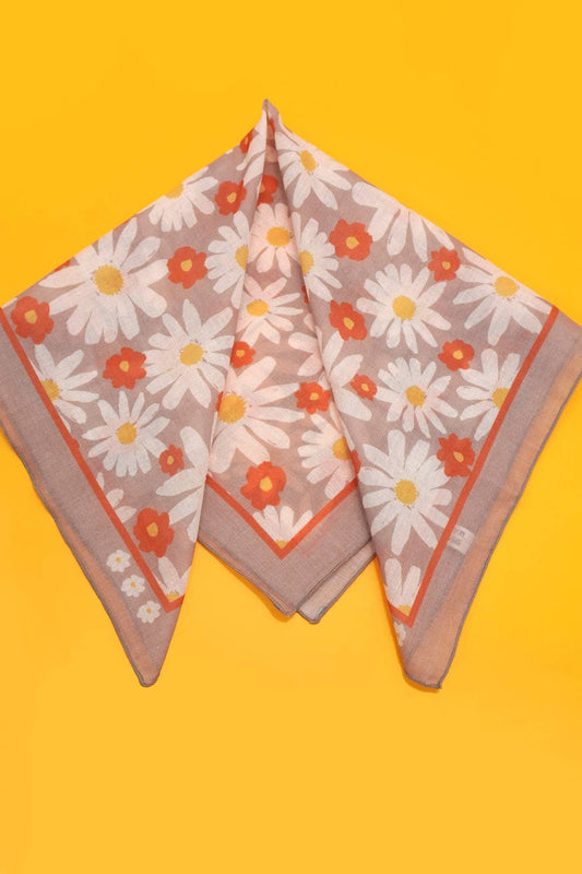 DAISY PRINT SILKY FEELING BANDANA SCARF LU