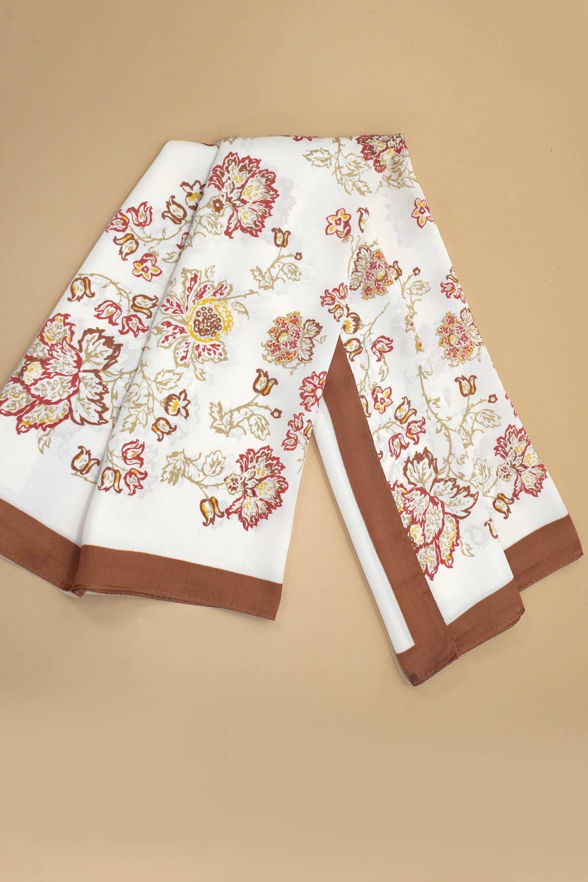 LARGE FLORAL PRINT BANDANA SCARF-BROWN LU