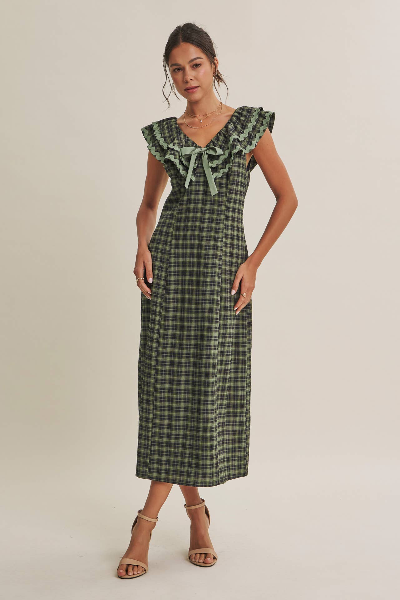 AUTUMN HARVEST RUFFLED PLAID BODY SKIMMING SLIT MIDI DRESS: EVERGREEN NAVY