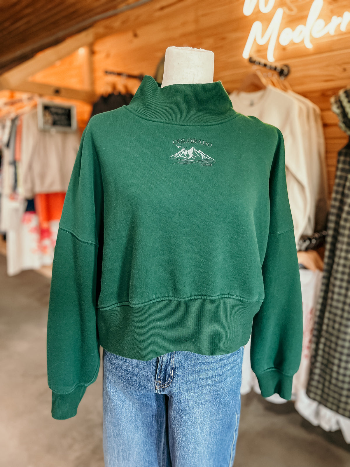 Cropped Colorado Sweatshirt HP