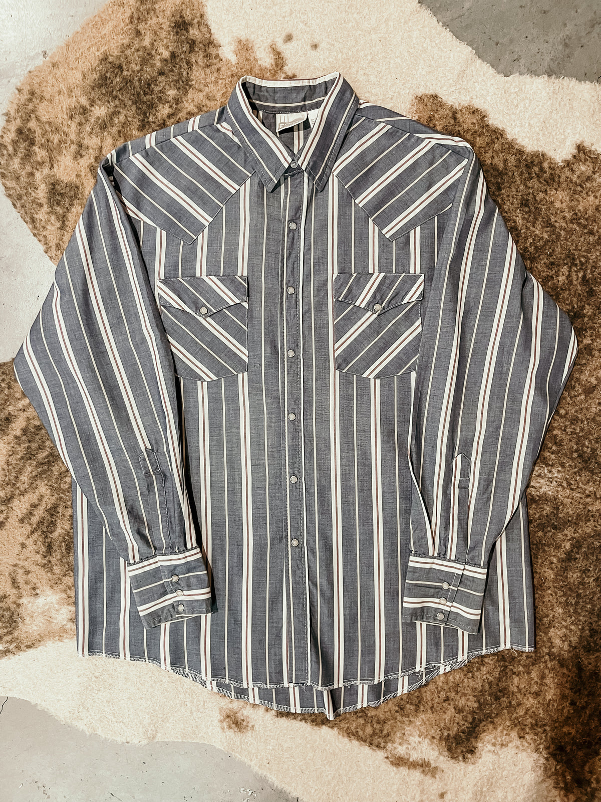 Simple Stripe Pearl Snap HP