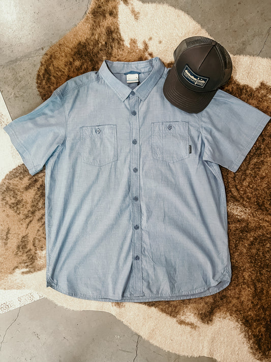 Columbia Short Sleeve Button Up HP