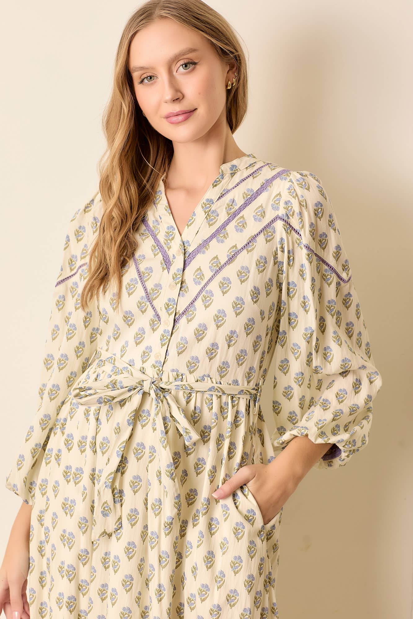 PRINTED LACE TRIM V-NECK BUTTON UP MAXI DRESS: BLUE MULTI LU