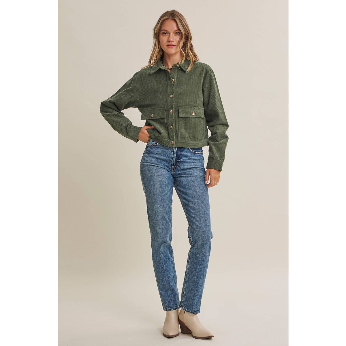 THE WEEKEND ESCAPE COTTON CORDUROY CROPPED JACKET: OLIVE