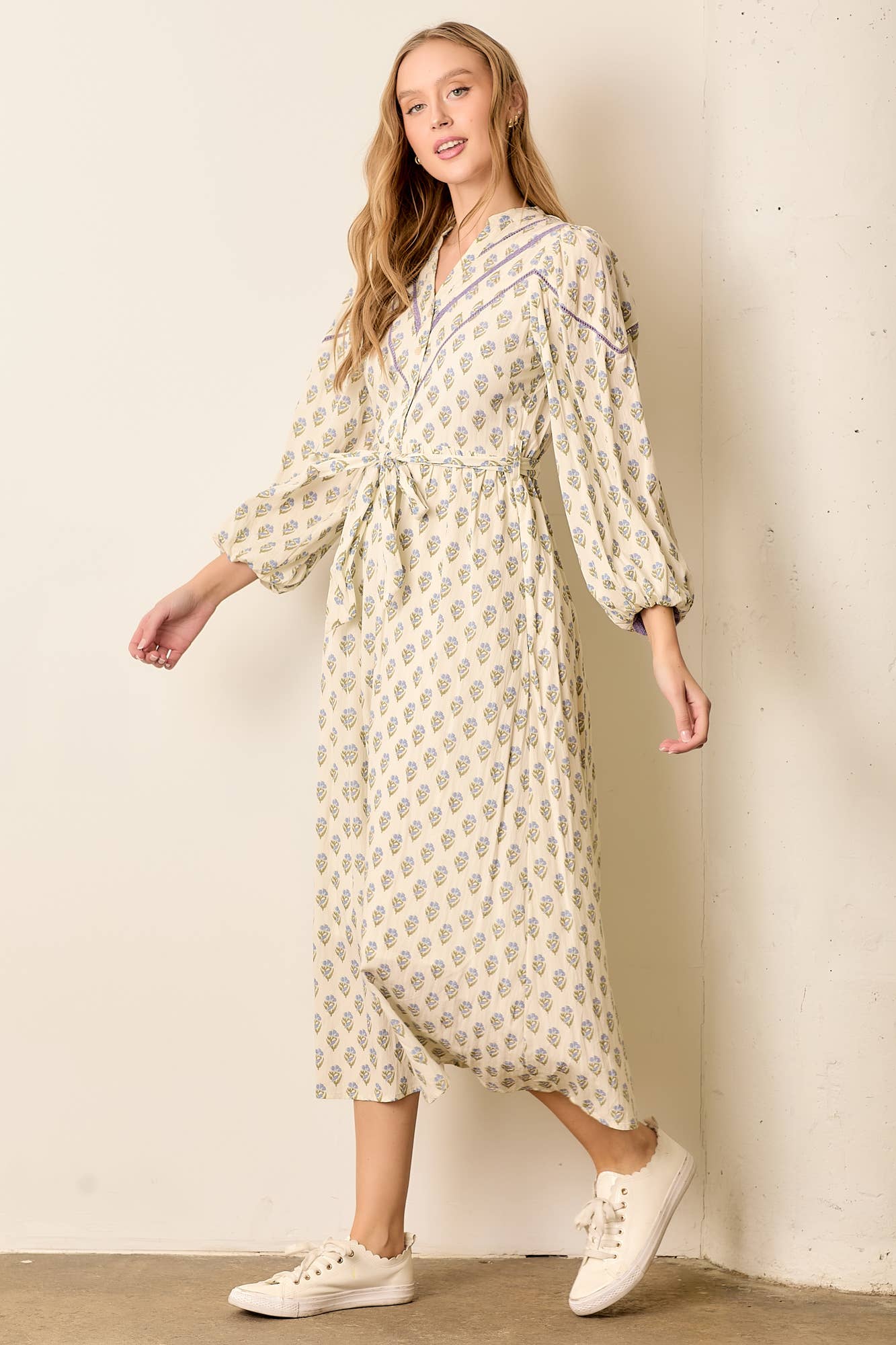 PRINTED LACE TRIM V-NECK BUTTON UP MAXI DRESS: BLUE MULTI LU